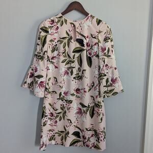 Women's White House Black Market 00 Light Pink Floral Bell Sleeve Dress